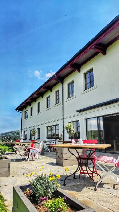 Statek Blatiny Hotel Snezne  Exterior photo
